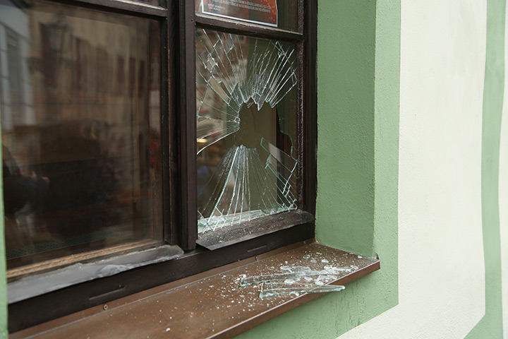 A2B Glass are able to board up broken windows while they are being repaired in Swanley.